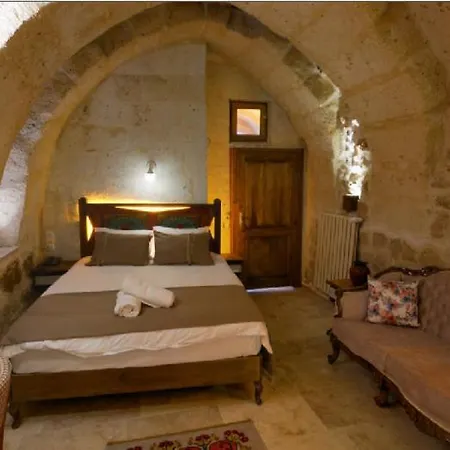 Zuwinasa House * أفانوس