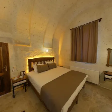 Отель Zuwinasa House Аванос