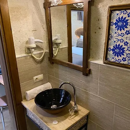 Zuwinasa House Отель *