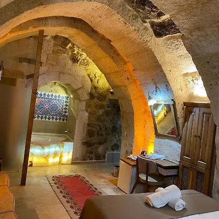 Zuwinasa House Otel