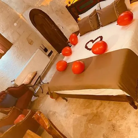 فندق Zuwinasa House