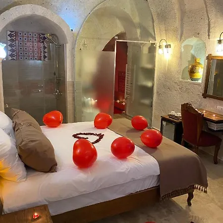 Zuwinasa House فندق