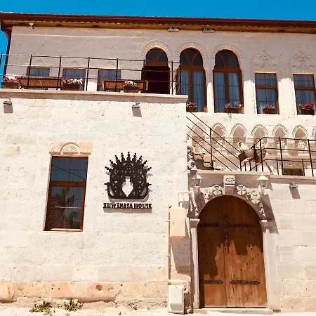 فندق Zuwinasa House