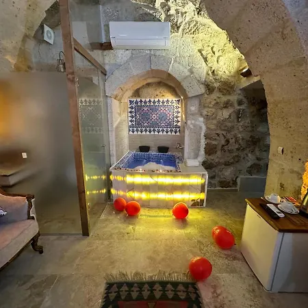 فندق Zuwinasa House