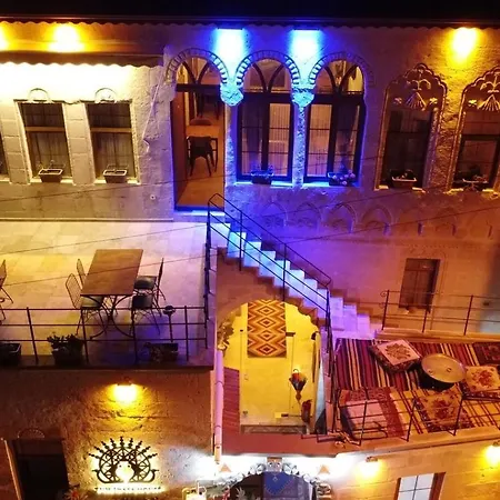 Zuwinasa House
