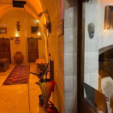 Zuwinasa House Отель