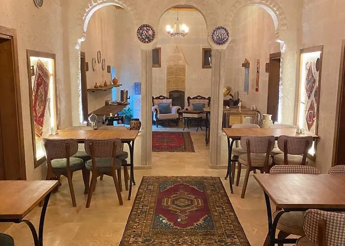 Zuwinasa House Отель *